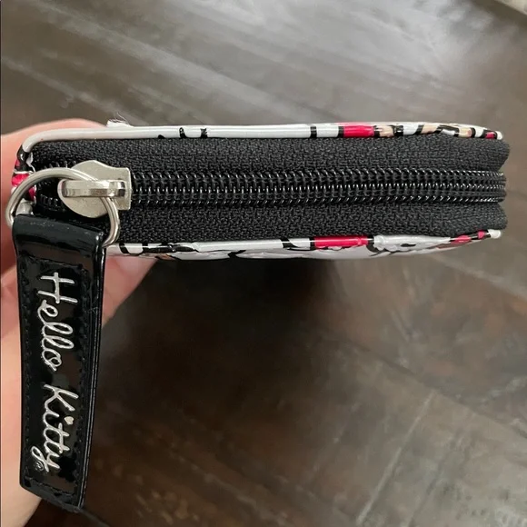Loungefly Hello Kitty Wallet - Picture 5 of 11